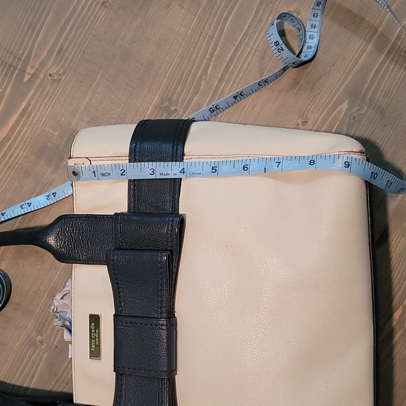 Kate Spade Bow purse - Picture 15 of 17